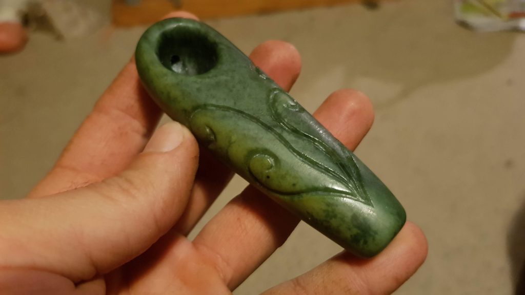 pounamu, pipe, jade, campbell carving, new zealand, maori, nephrite, carving, carve, stone