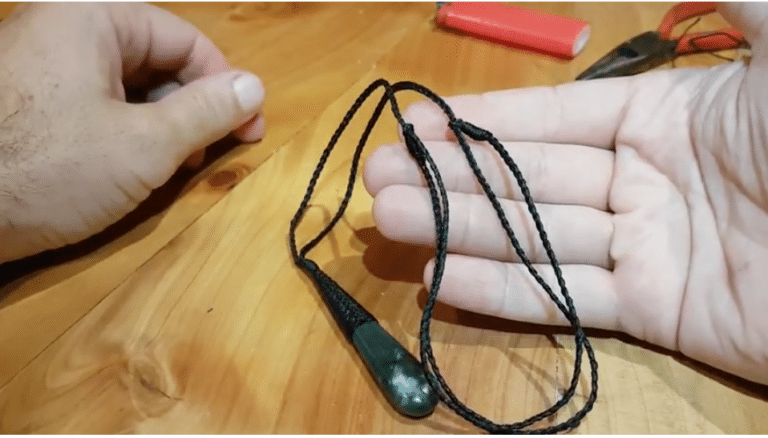 How to tie a professional adjustable knot for a cord necklace