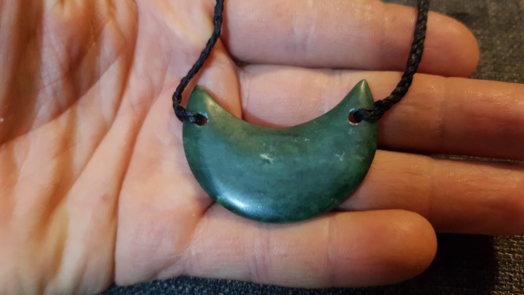 Ako pounamu greenstone maori carving campbell potter kawakawa nz new ...