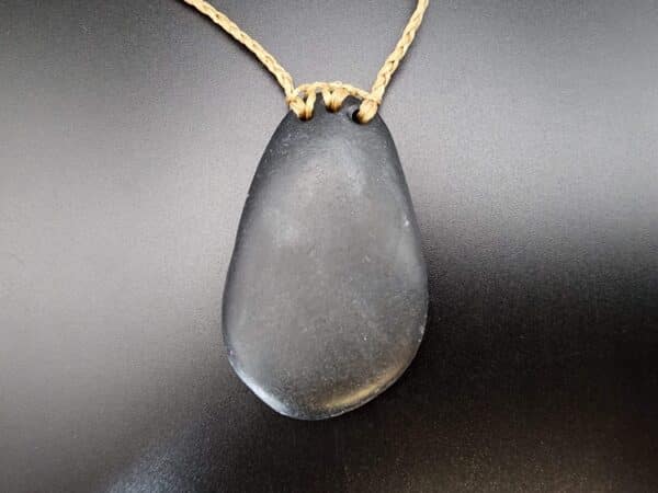 Ånewa pebble ringbolt tan lashing (10) Ånewa pebble ringbolt tan lashing (10)