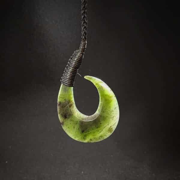 Pounamu Hei matau spiked end (3) Pounamu Hei matau spiked end (3)