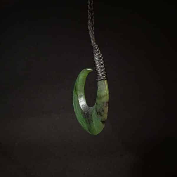 Pounamu Hei matau spiked end (6) Pounamu Hei matau spiked end (6)