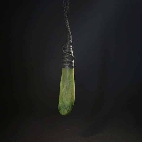 Roimata, spiral lashing, pounamu (3)