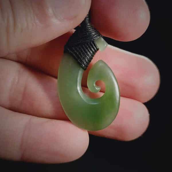 pounamu, kahurangi, jade, matau, hei matau, hook, fish hook, koru, taonga (5) pounamu, kahurangi, jade, matau, hei matau, hook, fish hook, koru, taonga (5)
