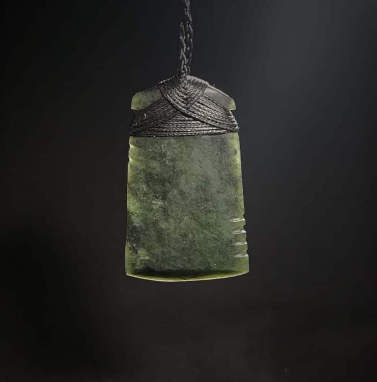 Whānau Toki – Kawakawa Pounamu