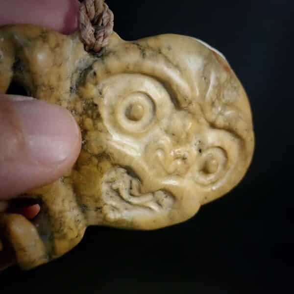 hei tiki, tiki, taonga, raukaraka, pounamu, maori, campbell carving (2) hei tiki, tiki, taonga, raukaraka, pounamu, maori, campbell carving (2)