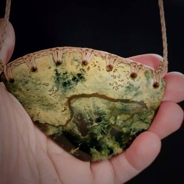 Kōuma, breastplate, taonga, pounamu, flower jade, marsden, maori, pounamu (7) Kōuma, breastplate, taonga, pounamu, flower jade, marsden, maori, pounamu (7)