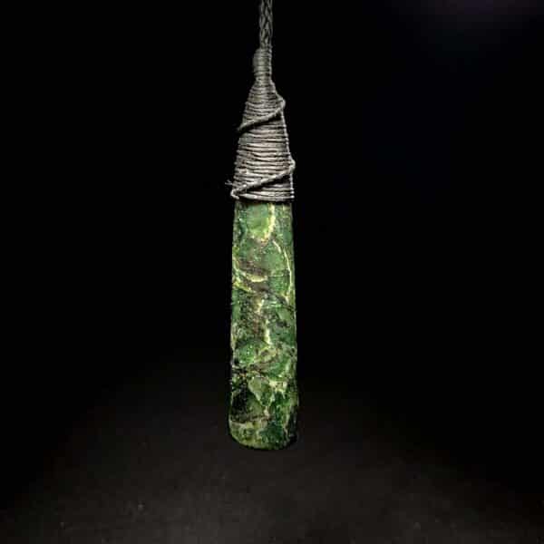 Roimata, taonga, pounamu, tākiri, douglas creek, tear drop (2) Roimata, taonga, pounamu, tākiri, douglas creek, tear drop (2)