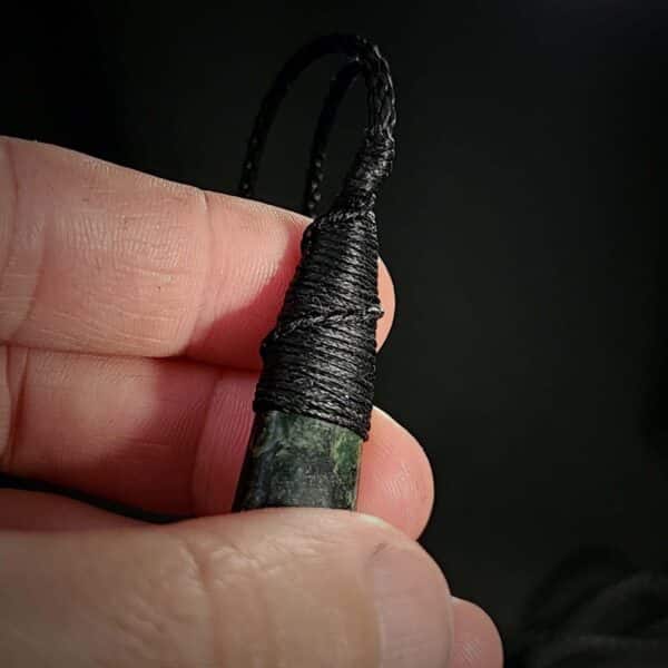 Roimata, taonga, pounamu, tākiri, douglas creek, tear drop (8) Roimata, taonga, pounamu, tākiri, douglas creek, tear drop (8)