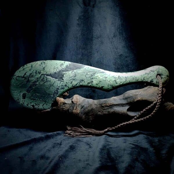 PAU02 Wahaika - Rimu on natural red rata, pounamu, taonga, maori, mere (1) PAU02 Wahaika - Rimu on natural red rata, pounamu, taonga, maori, mere (1)