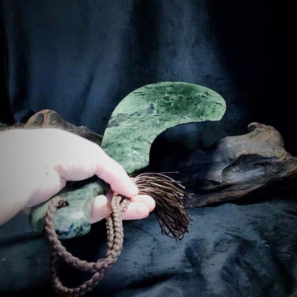 PAU02 Wahaika - Rimu on natural red rata, pounamu, taonga, maori, mere (3) PAU02 Wahaika - Rimu on natural red rata, pounamu, taonga, maori, mere (3)