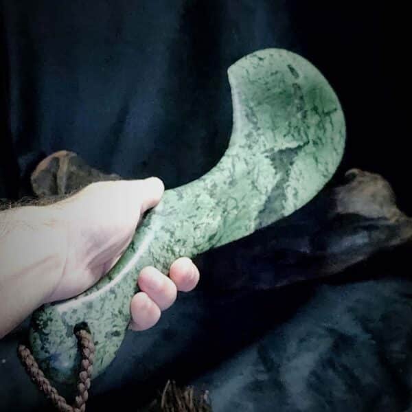 PAU02 Wahaika - Rimu on natural red rata, pounamu, taonga, maori, mere (4) PAU02 Wahaika - Rimu on natural red rata, pounamu, taonga, maori, mere (4)