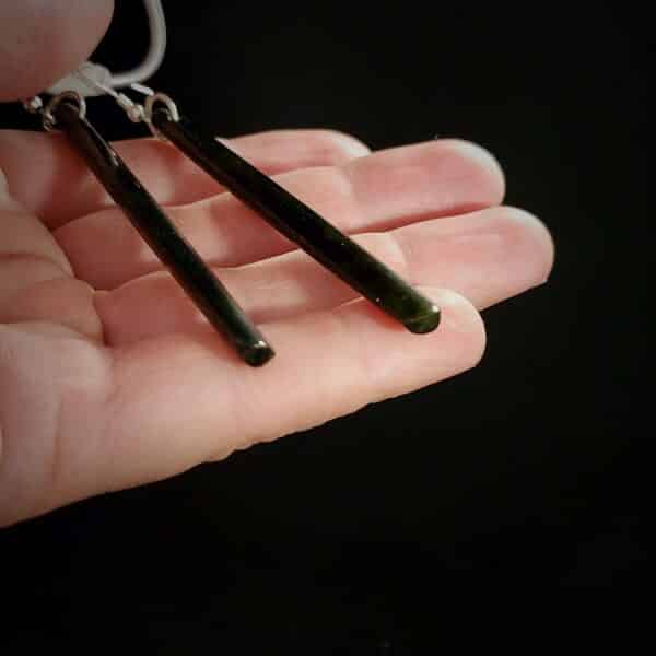 PAU03 Williamsonite drop earrings, roimata, drop, pounamu, tangiwai (1) PAU03 Williamsonite drop earrings, roimata, drop, pounamu, tangiwai (1)