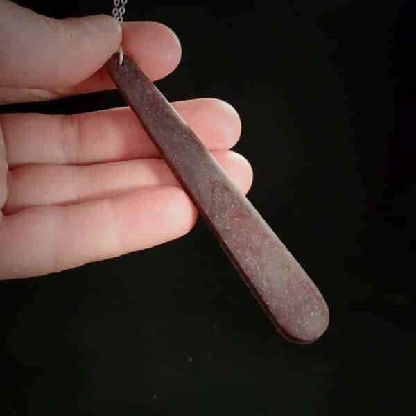 PAU08 Aroha roimata and earring set, taonga (1) PAU08 Aroha roimata and earring set, taonga (1)