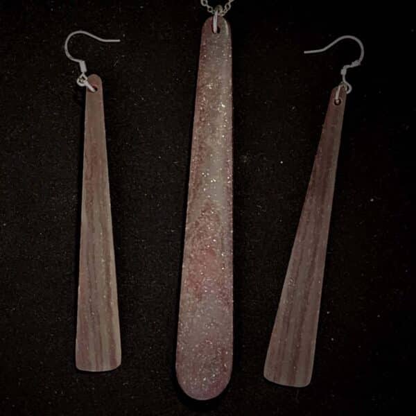 PAU08 Aroha roimata and earring set, taonga (4)