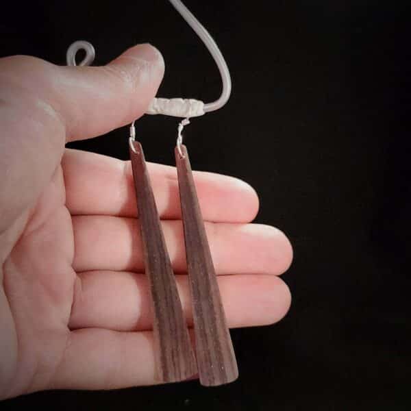 PAU08 Aroha roimata and earring set, taonga (7) PAU08 Aroha roimata and earring set, taonga (7)