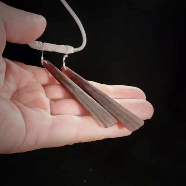 PAU08 Aroha roimata and earring set, taonga (8) PAU08 Aroha roimata and earring set, taonga (8)