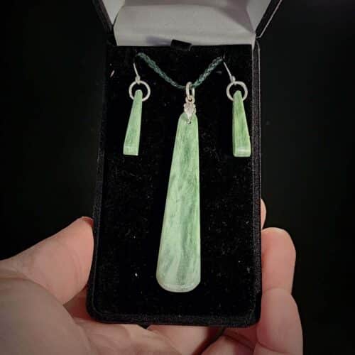 Inanga Pounamu Pendant and Earring Set