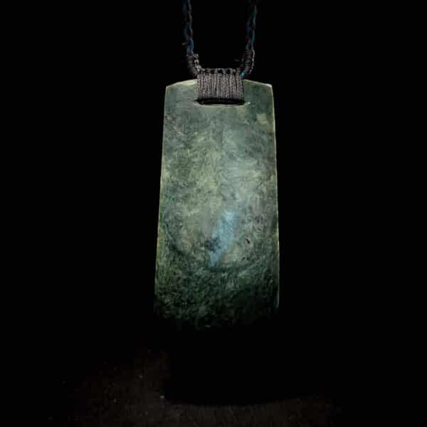 PAU19 Mana Toki Blue eye Neslon Pounamu, taonga (4)