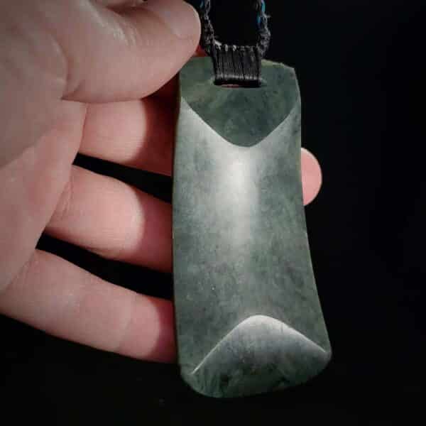 PAU19 Mana Toki Blue eye Neslon Pounamu, taonga (7) PAU19 Mana Toki Blue eye Neslon Pounamu, taonga (7)