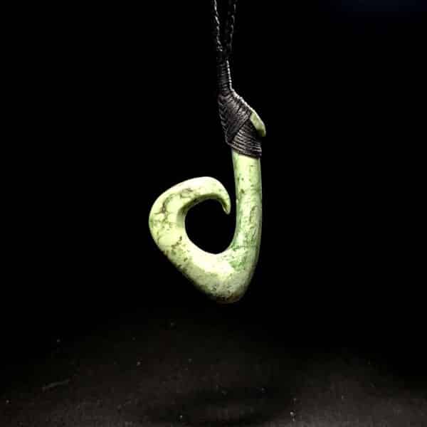 hei matau, hook, inanga, taonga, pounamu, jade (5)