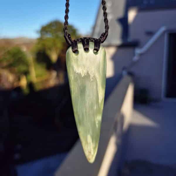 inanga, niho, pounamu, nephrite, taonga, jade (2) inanga, niho, pounamu, nephrite, taonga, jade (2)