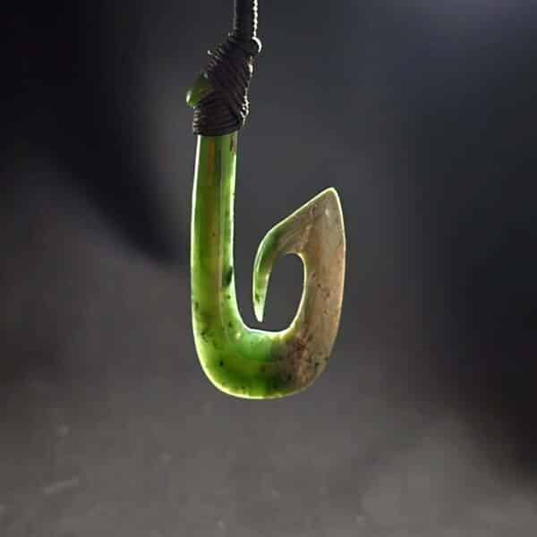 pounamu, hei matau, hook, kawakawa, jade (2) pounamu, hei matau, hook, kawakawa, jade (2)