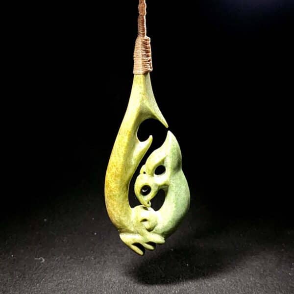 pounamu, raukaraka, manaia, hei matau, taonga, (6)