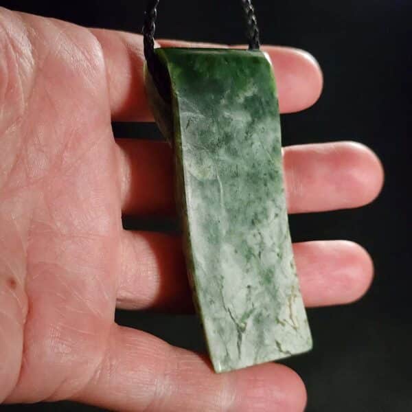 toki, scroll, taonga, pounamu, tactile, jade, kawakawa (5) toki, scroll, taonga, pounamu, tactile, jade, kawakawa (5)