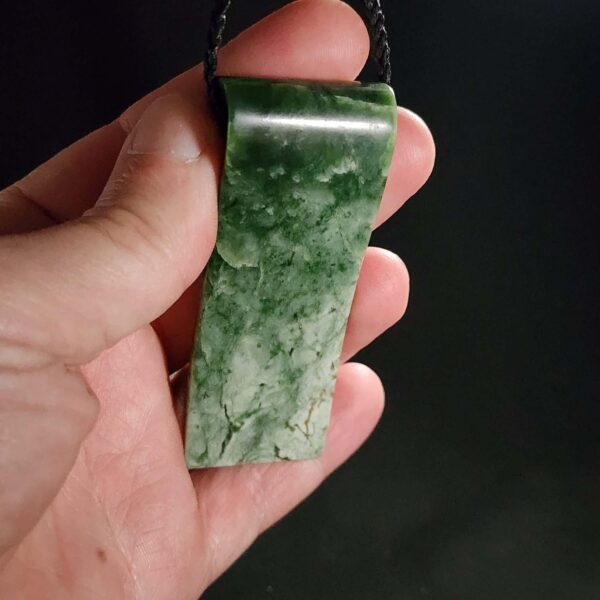 toki, scroll, taonga, pounamu, tactile, jade, kawakawa (6) toki, scroll, taonga, pounamu, tactile, jade, kawakawa (6)