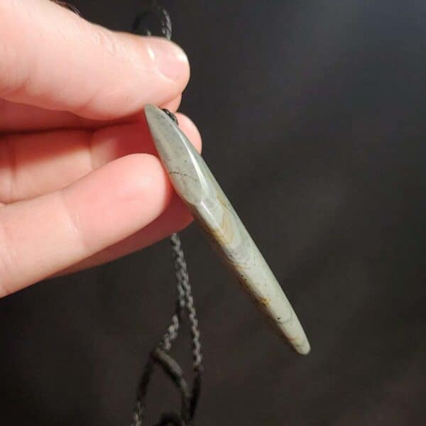 Pakohe, niho, taonga (4) Pakohe, niho, taonga (4)