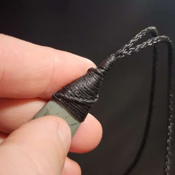 Pakohe, roimata, taonga (7) Pakohe, roimata, taonga (7)