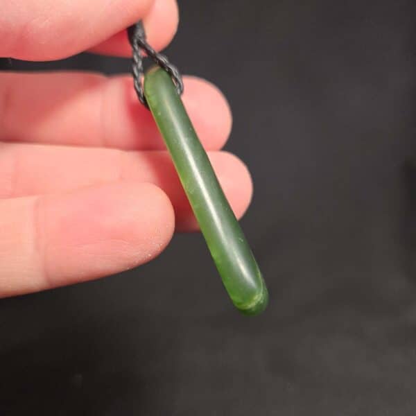 drop, roimata, kuru, kahurangi, pounamu, taonga (3) drop, roimata, kuru, kahurangi, pounamu, taonga (3)