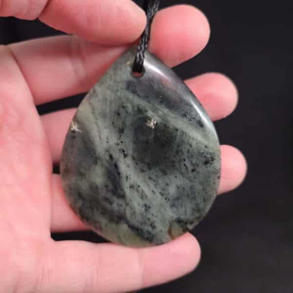 tangiwai, pounamu, toimata, disc, taonga, maori (2) tangiwai, pounamu, toimata, disc, taonga, maori (2)