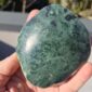 Touchstone, pounamu, display stone, mauri stone, kohatu, taonga, maori, kawakawa (3)