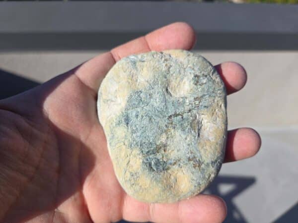 Touchstone, pounamu, display stone, mauri stone, kohatu, taonga, maori, orange, green (8) Touchstone, pounamu, display stone, mauri stone, kohatu, taonga, maori, orange, green (8)