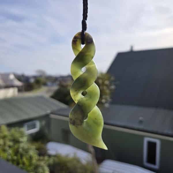 pounamu, nephrite, jade, kahurangi, hapopo, twist, pikorua, triple. (5) pounamu, nephrite, jade, kahurangi, hapopo, twist, pikorua, triple. (5)