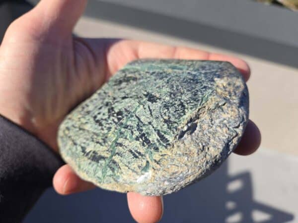 Touchstone, pounamu, display stone, mauri stone, kohatu, taonga, maori, gem, vein (5) Touchstone, pounamu, display stone, mauri stone, kohatu, taonga, maori, gem, vein (5)