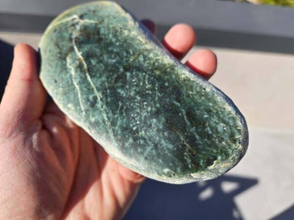 Touchstone, pounamu, taonga, display, mauri. (3) Touchstone, pounamu, taonga, display, mauri. (3)