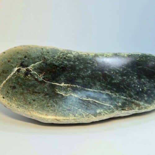 Serpentine Pounamu Touchstone – Stone of Connection