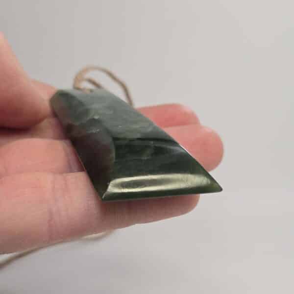 jade, nephrite, pounamu, toki, taonga, kawakawa (9) jade, nephrite, pounamu, toki, taonga, kawakawa (9)