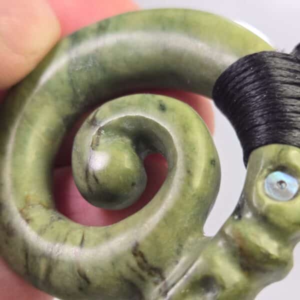 koropepe, tuna, pounamu (4) koropepe, tuna, pounamu (4)