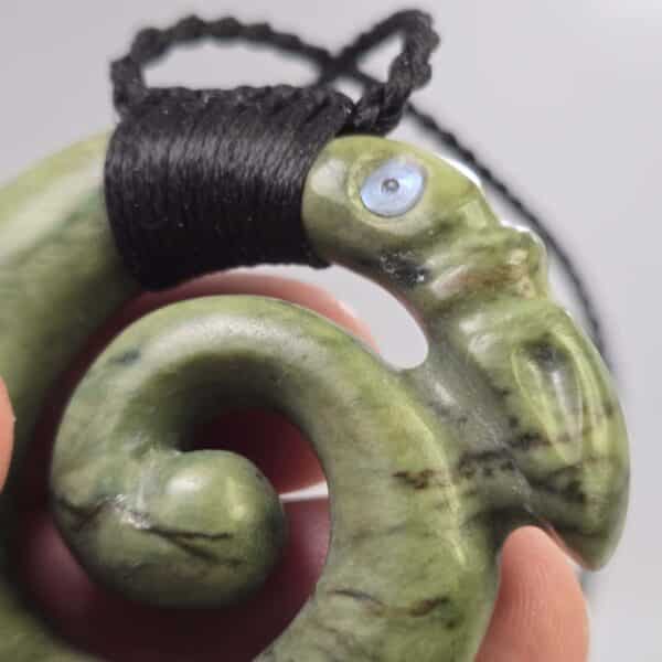 koropepe, tuna, pounamu (9) koropepe, tuna, pounamu (9)