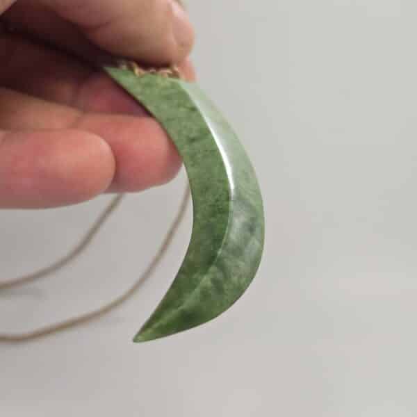 pounamu, jade, nephrite, niho, taonga (6) pounamu, jade, nephrite, niho, taonga (6)