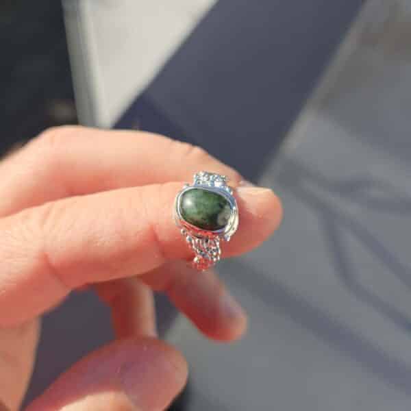 Silver, jade, ring, kawakawa (6) Silver, jade, ring, kawakawa (6)