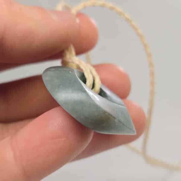 mobius, ice jade, olmec blue jade, jadeite, guatmala (8) mobius, ice jade, olmec blue jade, jadeite, guatmala (8)