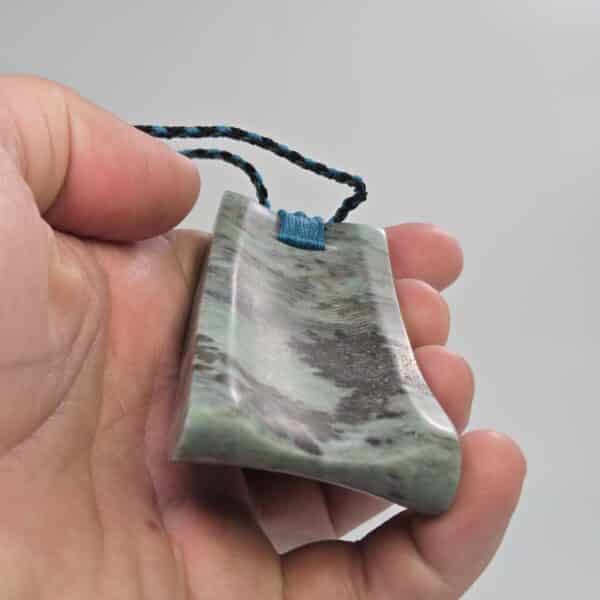 aotea, taonga, toki (6) aotea, taonga, toki (6)