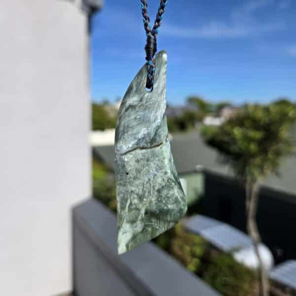 freeform, drop, roimata, taonga, tangiwai, pounamu (4) freeform, drop, roimata, taonga, tangiwai, pounamu (4)