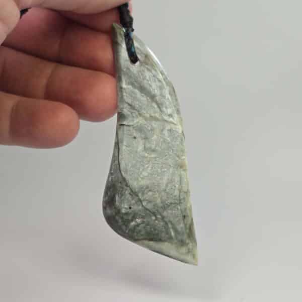 freeform, drop, roimata, taonga, tangiwai, pounamu (7) freeform, drop, roimata, taonga, tangiwai, pounamu (7)