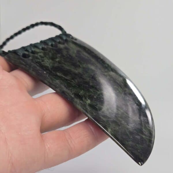 niho, tooth, big, large, douglas creek, takiri, pounamu (10) niho, tooth, big, large, douglas creek, takiri, pounamu (10)